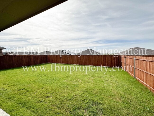 Building Photo - 864 Keystone Ct