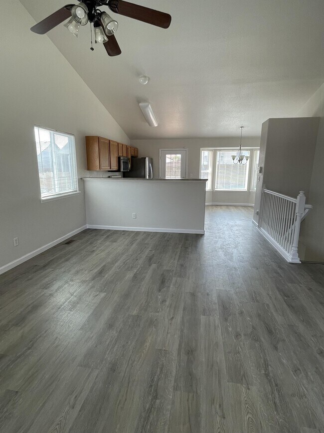 Building Photo - 8301 Syrabi Pl