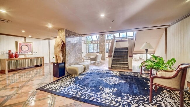 Building Photo - 520 Brickell Key Dr