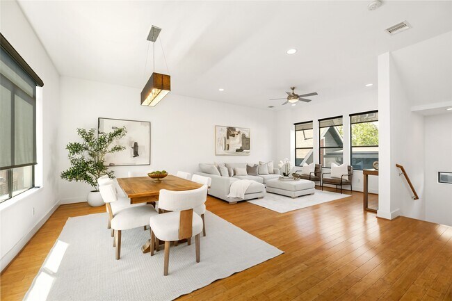 Building Photo - 5012 Cornish St