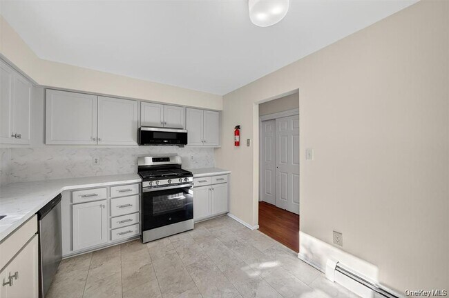 Building Photo - 55 High St