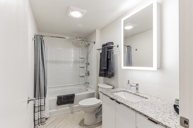 Building Photo - 776 Euclid Ave