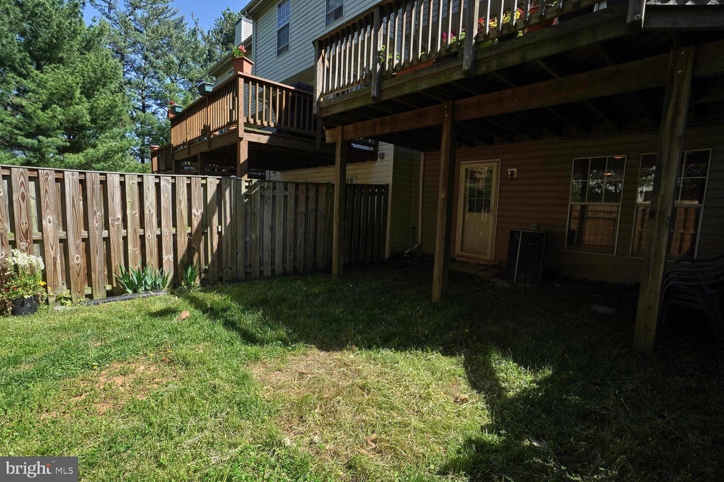 Building Photo - 6212 Adelay Ct W