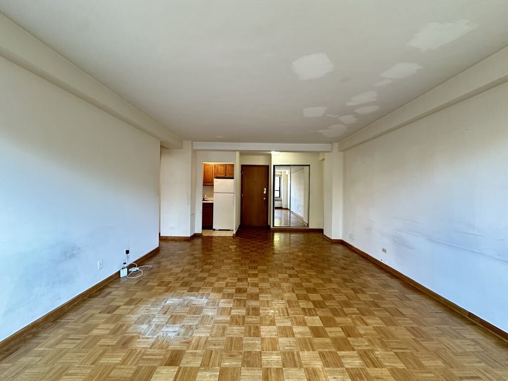 Building Photo - 4180 N Marine Dr