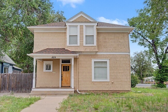 Building Photo - 829 Sahwatch St
