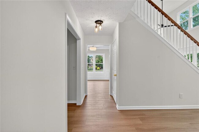 Building Photo - 2845 Factor Walk Blvd