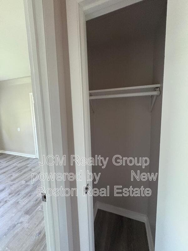 Building Photo - 3 Sunderland St