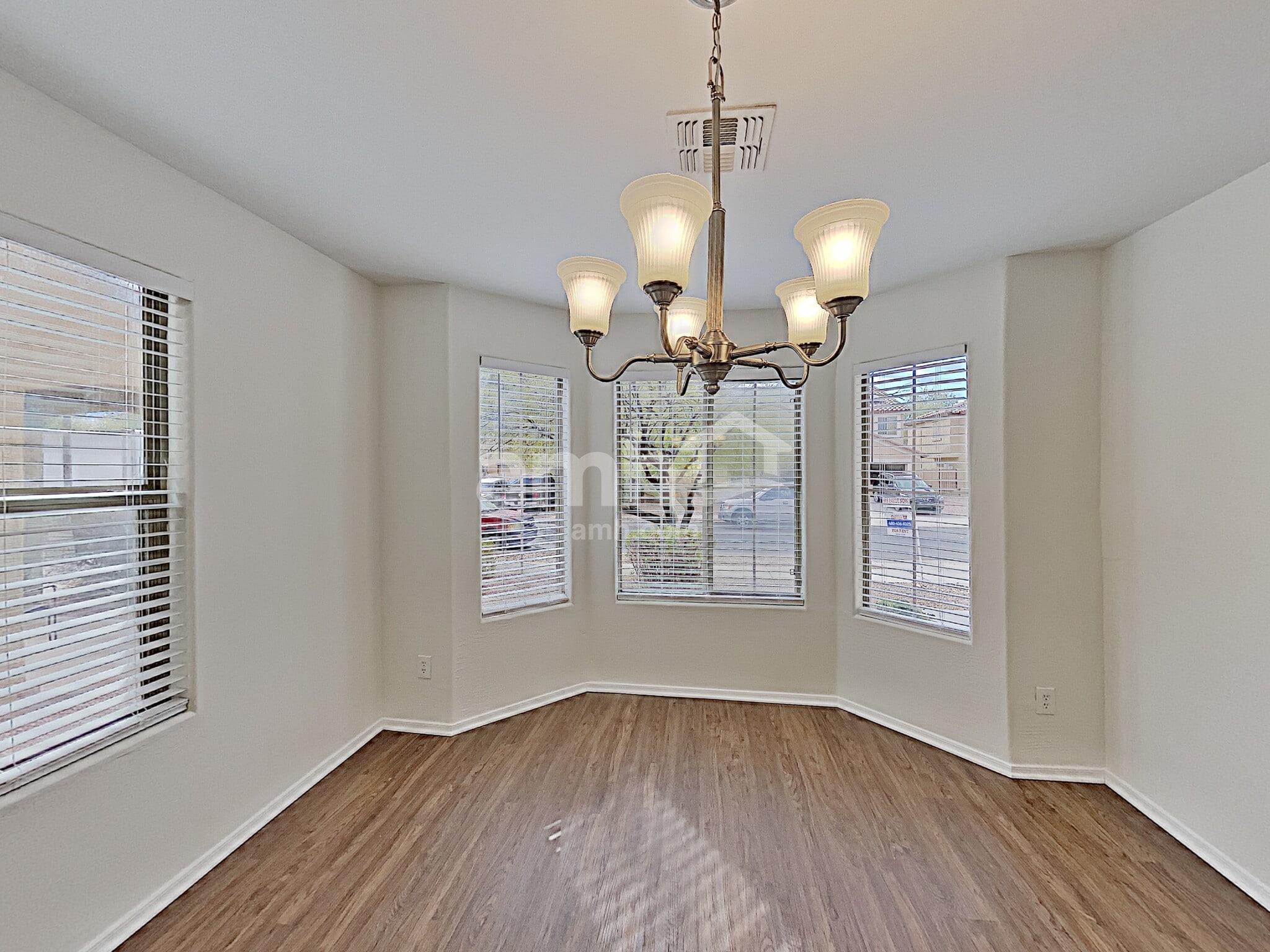 Building Photo - 16194 W Shangri La Rd