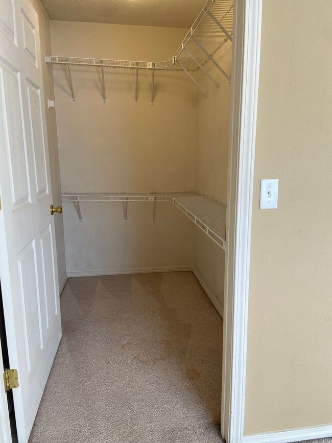 Building Photo - Condominium in Academy Commons