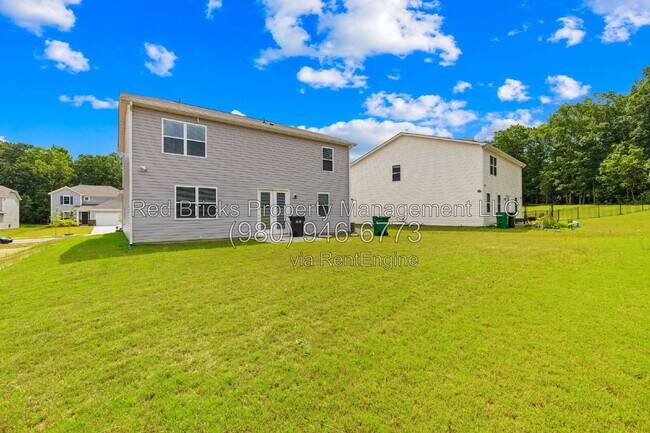 Building Photo - 3432 Bluff Hill Lane
