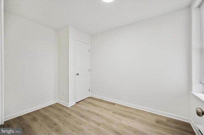 Building Photo - 4453 N Gratz St