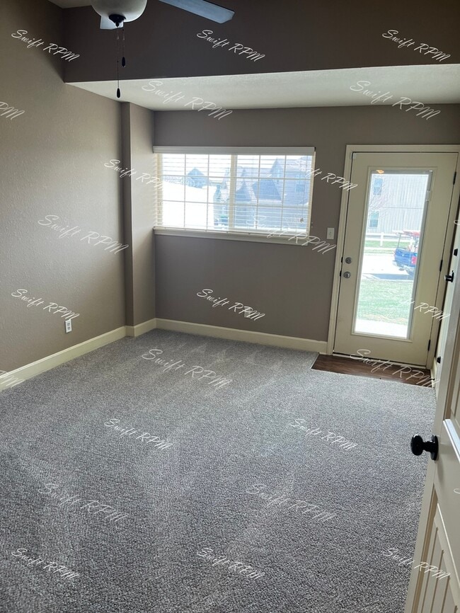 Building Photo - 21611 Westover Ct