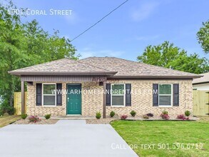 Building Photo - 4901 Coral St