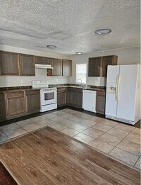 Building Photo - 4566 Knoxville Hwy