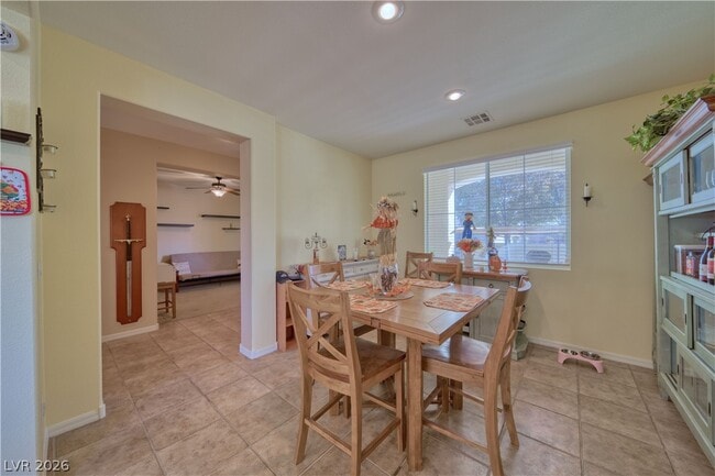 Building Photo - 5720 Al Fresco Ave