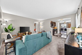 Building Photo - 2024 Shadow Creek Blvd