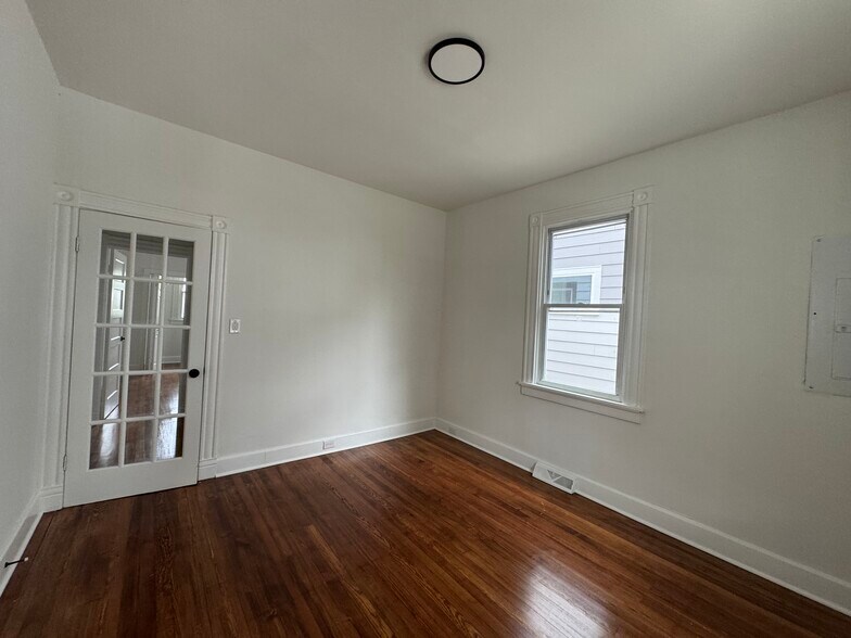Building Photo - 1226 N 36th St