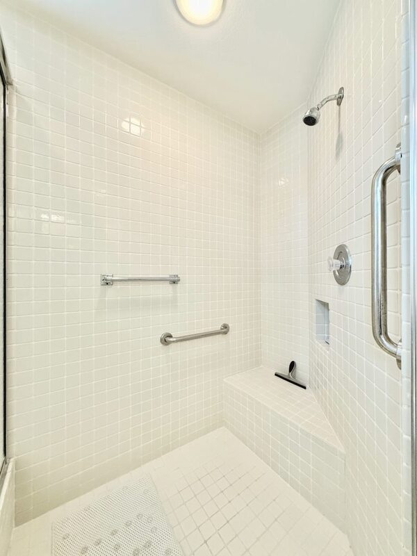 Building Photo - 8724 Ashbury Dr