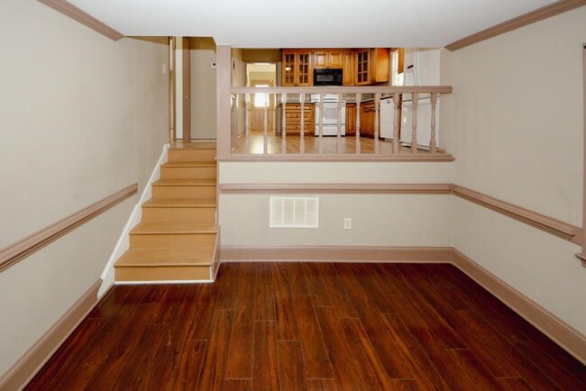 Building Photo - 4033 Scenic Mountain Dr SW
