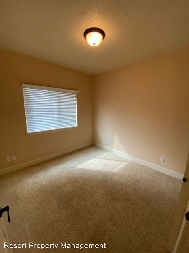 Building Photo - 3 br, 2 bath House - 6735 N Spurwing Loop 205