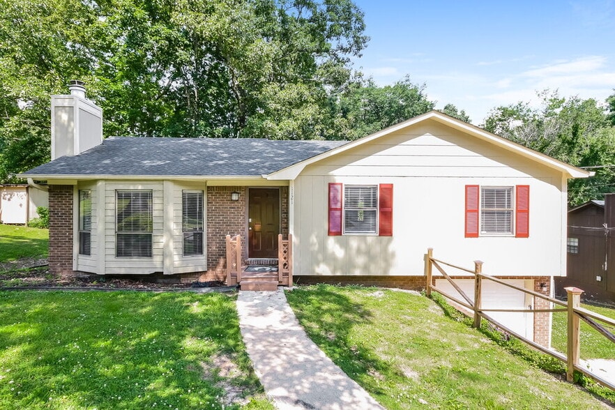 Primary Photo - 1121 Sunscape Cir