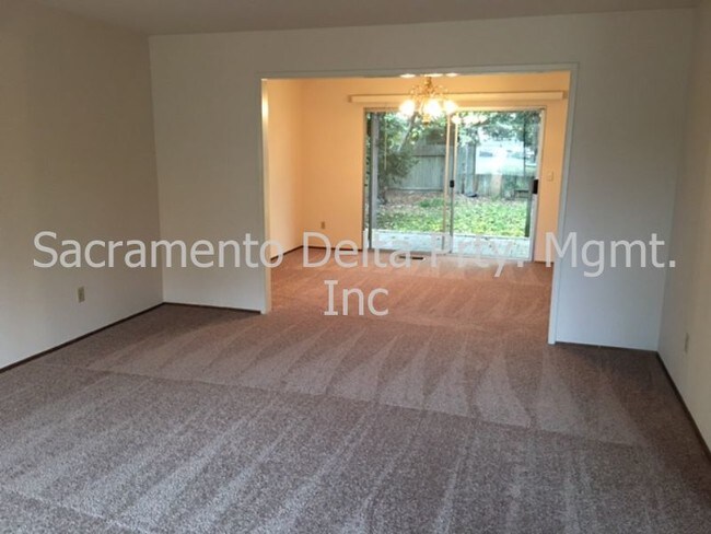Building Photo - 5037 Olive Oak Way