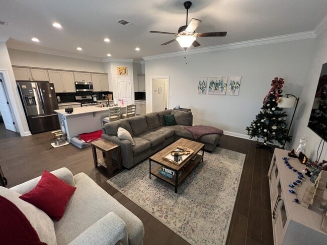 Building Photo - Partially Furnished Home on Sterling Oaks Dr. with Premium Features