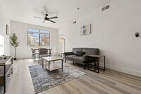 Building Photo - 6610 N 93rd Ave