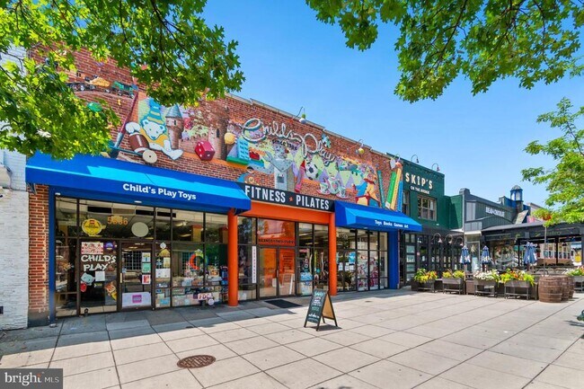 Building Photo - 5410 Connecticut Ave NW