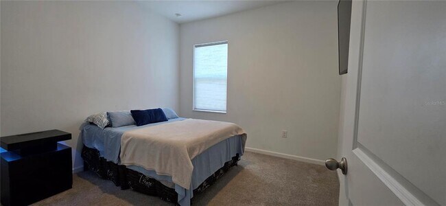 Building Photo - 299 Bottle Brush Dr