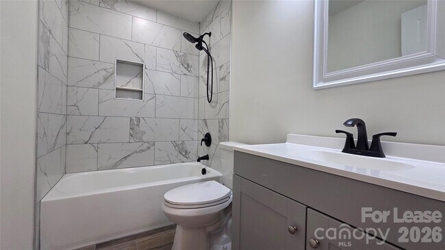 Building Photo - 151 Swink St SW
