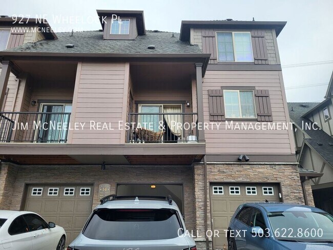 Primary Photo - 927 NE Wheelock Pl