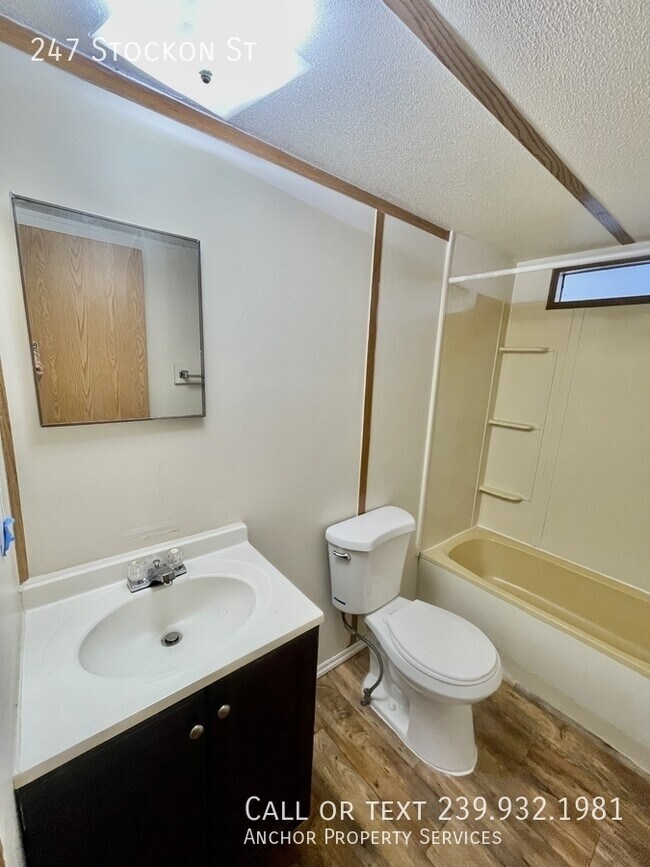 Building Photo - 247 Stockton St