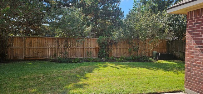 Building Photo - 23319 W Pine Ivy Ln