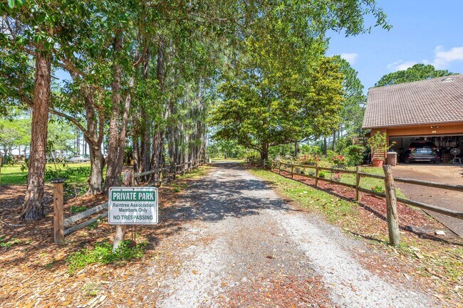 Building Photo - 4407 Southminster Cir