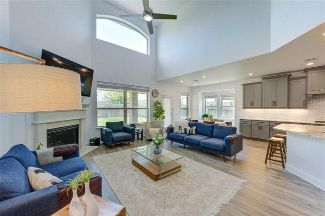 Building Photo - 2415 Flowering Brook Ln