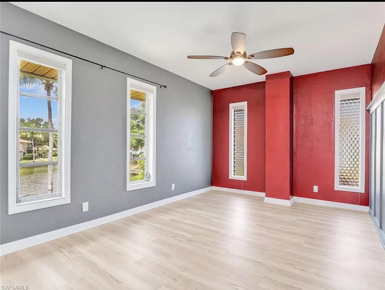 Building Photo - 4265 Island Cir