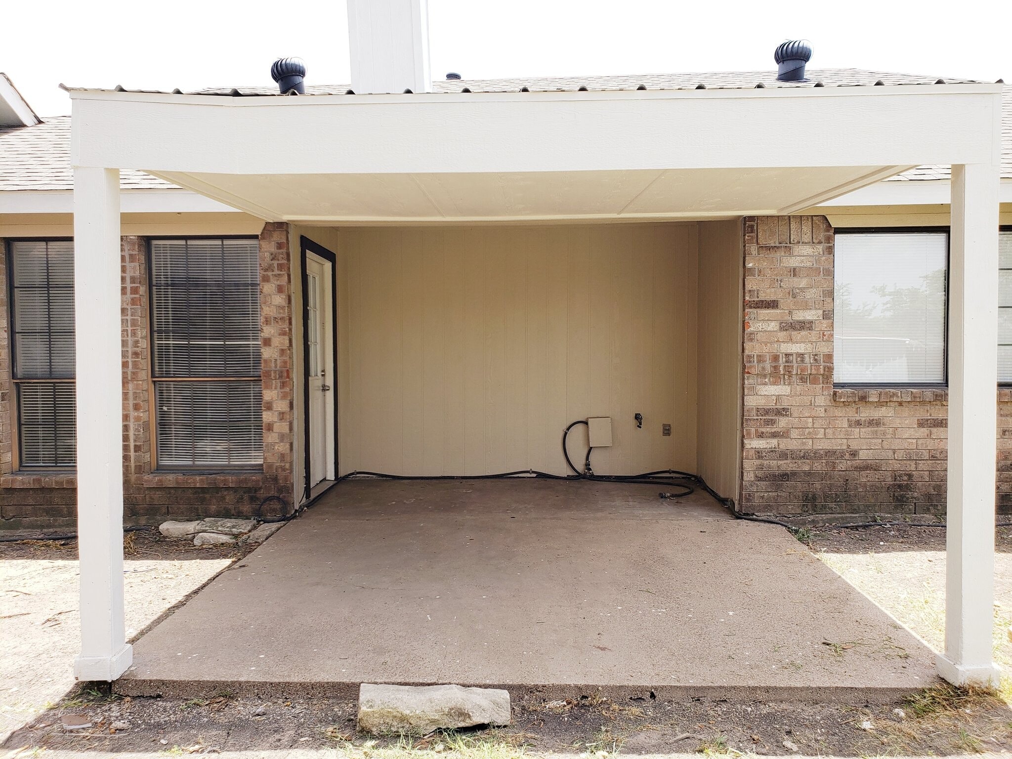 Building Photo - 4433 Flamingo Ct