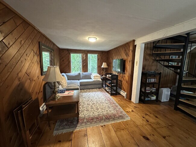 Building Photo - Peaceful Waterfront Living: 2-Story Home on River Road with Ample Outdoor Storage & Water Extras!