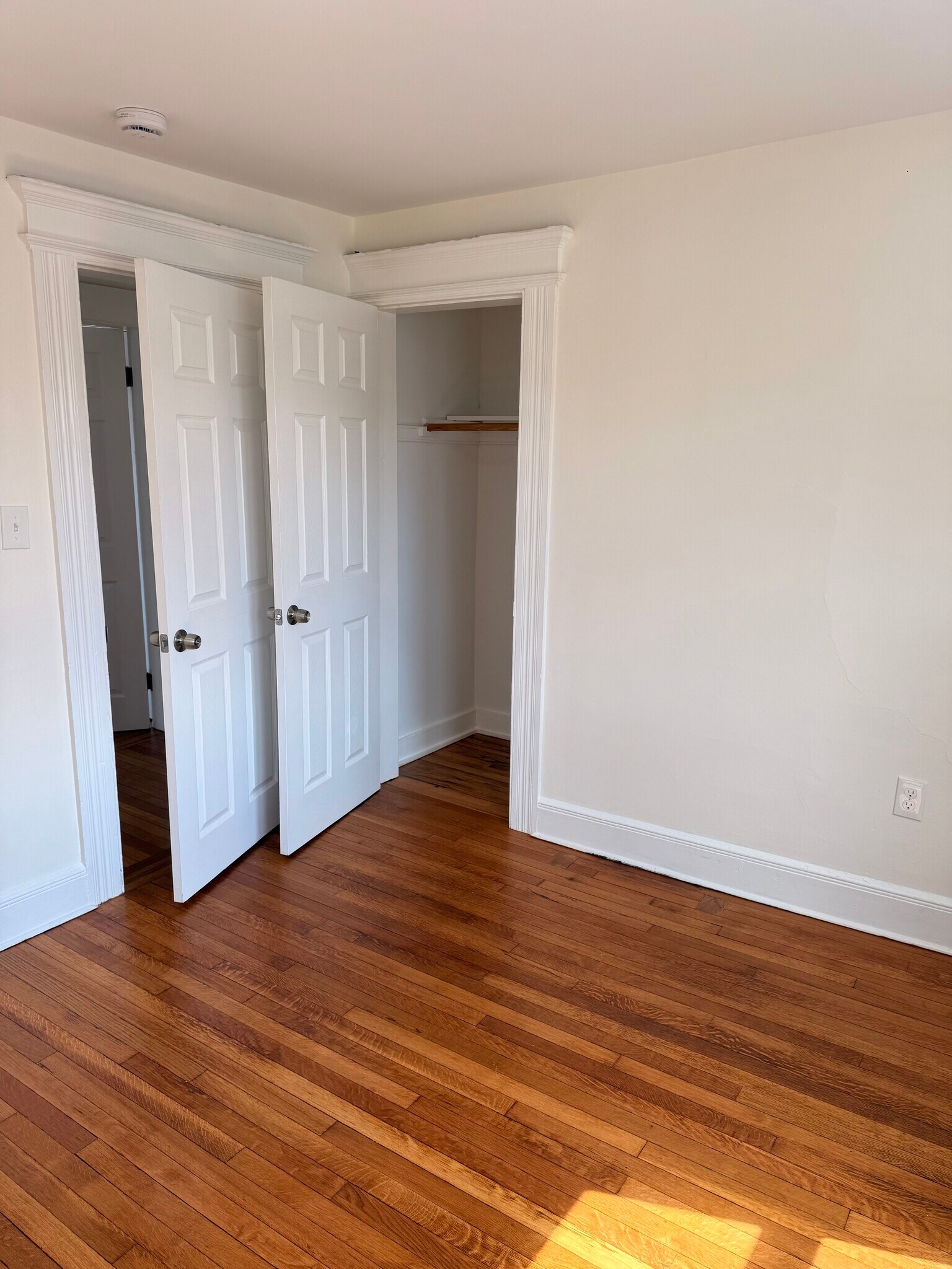 Building Photo - 173 Fairview Ave