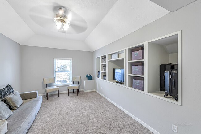 Building Photo - 23207 Willow Pond Pl