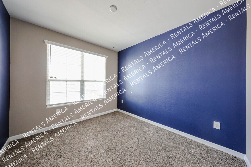 Building Photo - 38017 W San Alvarez Ave