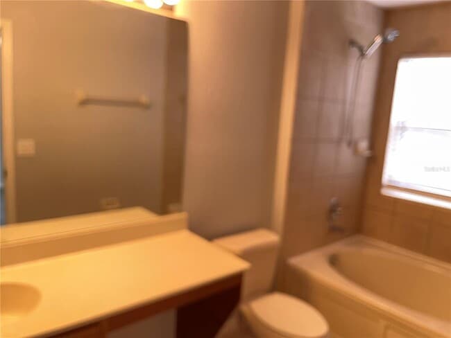 Building Photo - 2061 Retreat View Cir