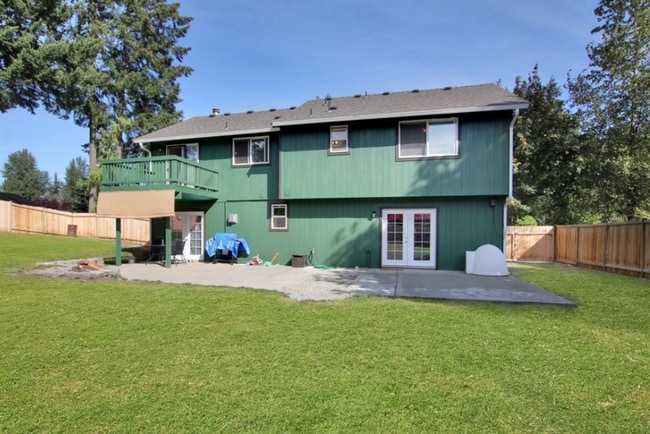 Building Photo - 3-Bedroom Home + Bonus Room, Large Fenced Yard & 2-Car Garage — Graham