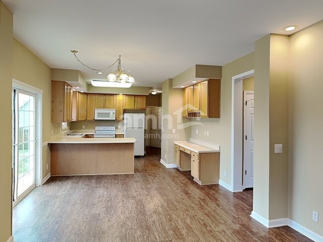 Building Photo - 1602 Solitude Ct