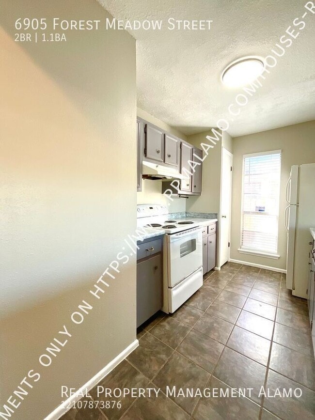 Building Photo - 6905 Forest Meadow St