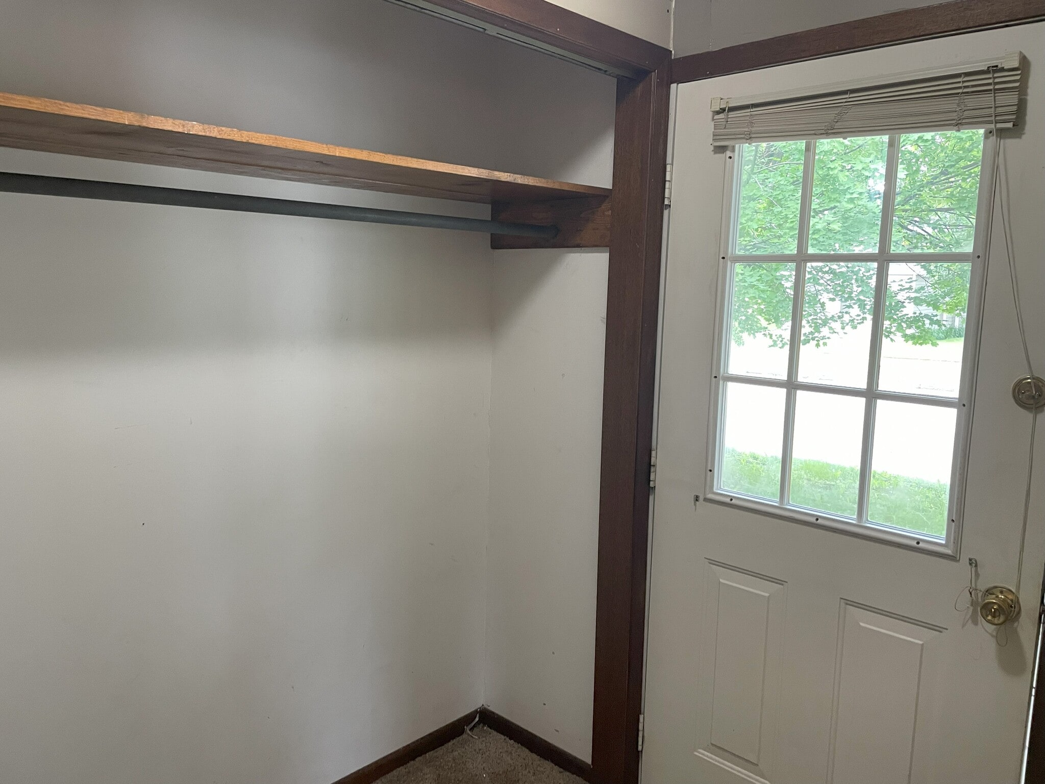 Entry way - 120 2nd Ave SW