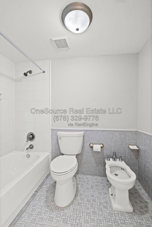 Building Photo - 7312 Cardigan Cir NE