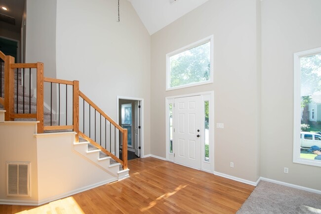 Building Photo - 6447 High Creek Ct