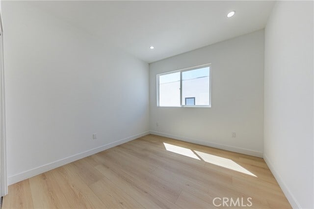 Building Photo - 2847 S Victoria Ave